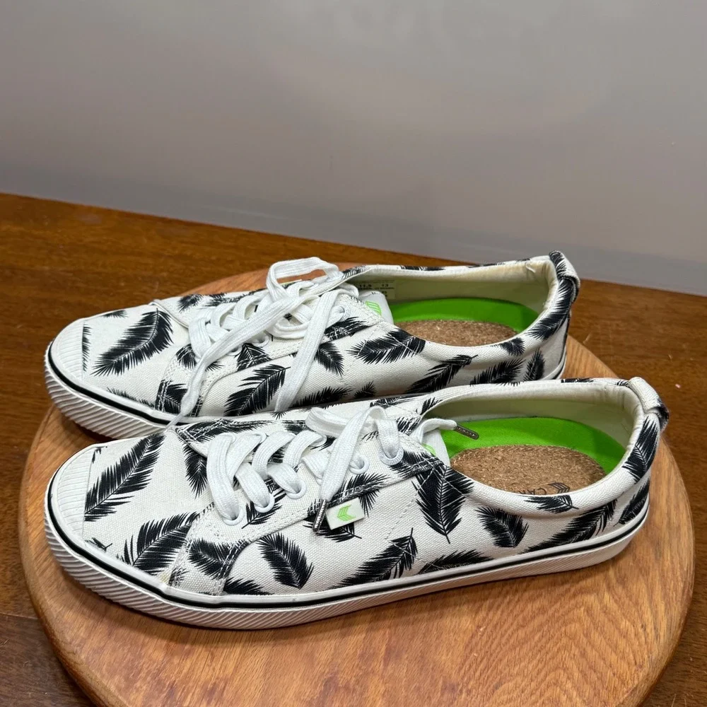 CARIUMA Sneakers Palm Leaf Print Lace Up Low Top Canvas Shoes men 11.5 Women 13‎